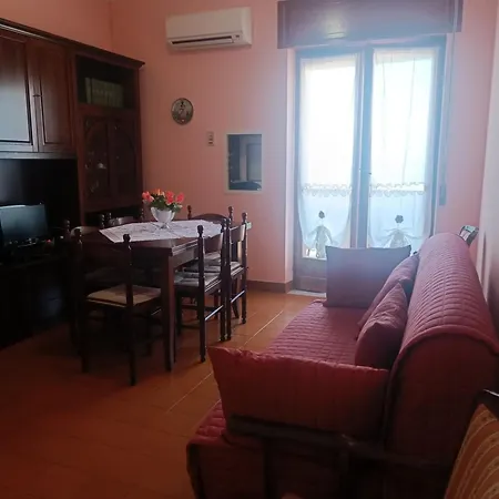 Erica Nel Centro Di Apartman Tropea