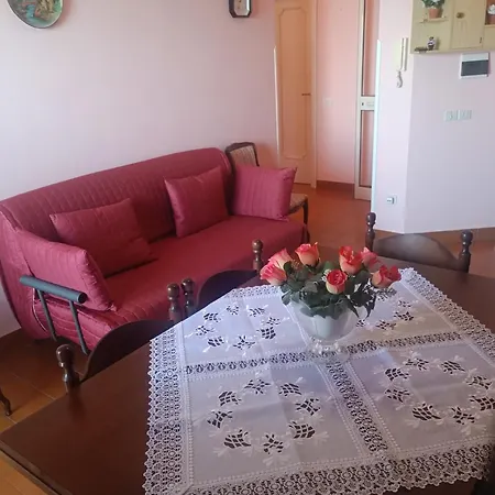 Erica Nel Centro Di Apartman